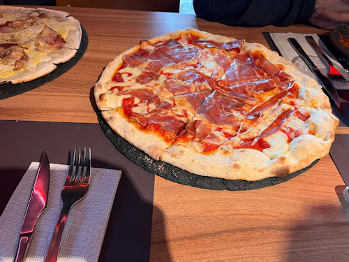Pizzería Isla Sicilia Bilbao Sabino Arana